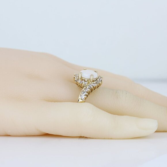 Vintage Oval Opal Halo Ring 14k Yellow Gold CZ Cluster Cocktail Statement Band - Picture 6 of 7